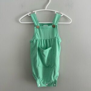 NEW boutique 0/3m Green ribbed Overalls